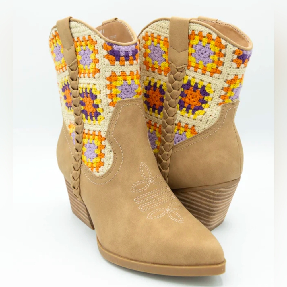 DV Dolce Karyn Crochet Booties